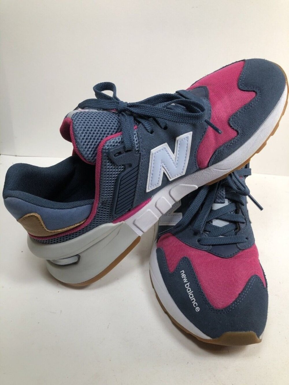 Size 10 Women New Balance 997S WS997JGA Navy, Magenta, grey, camel - Picture 5 of 11